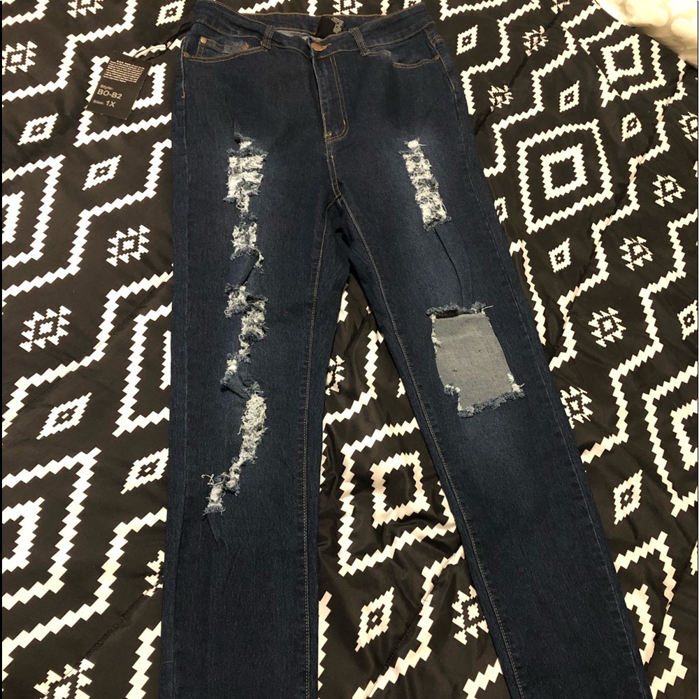 Women’s Distressed Dark Blue Jeans Size 1X